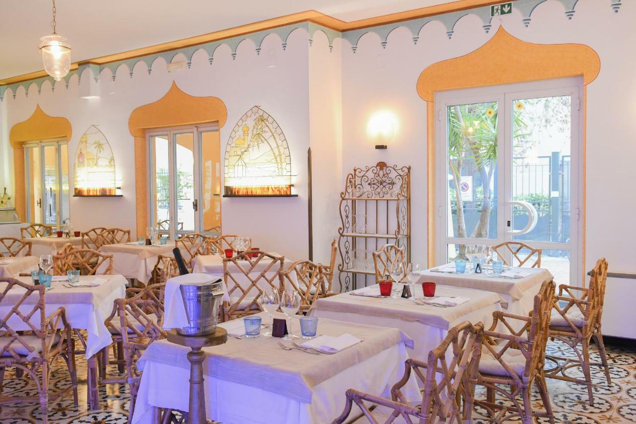 Hotel Arabesque Varigotti Ngoại thất bức ảnh