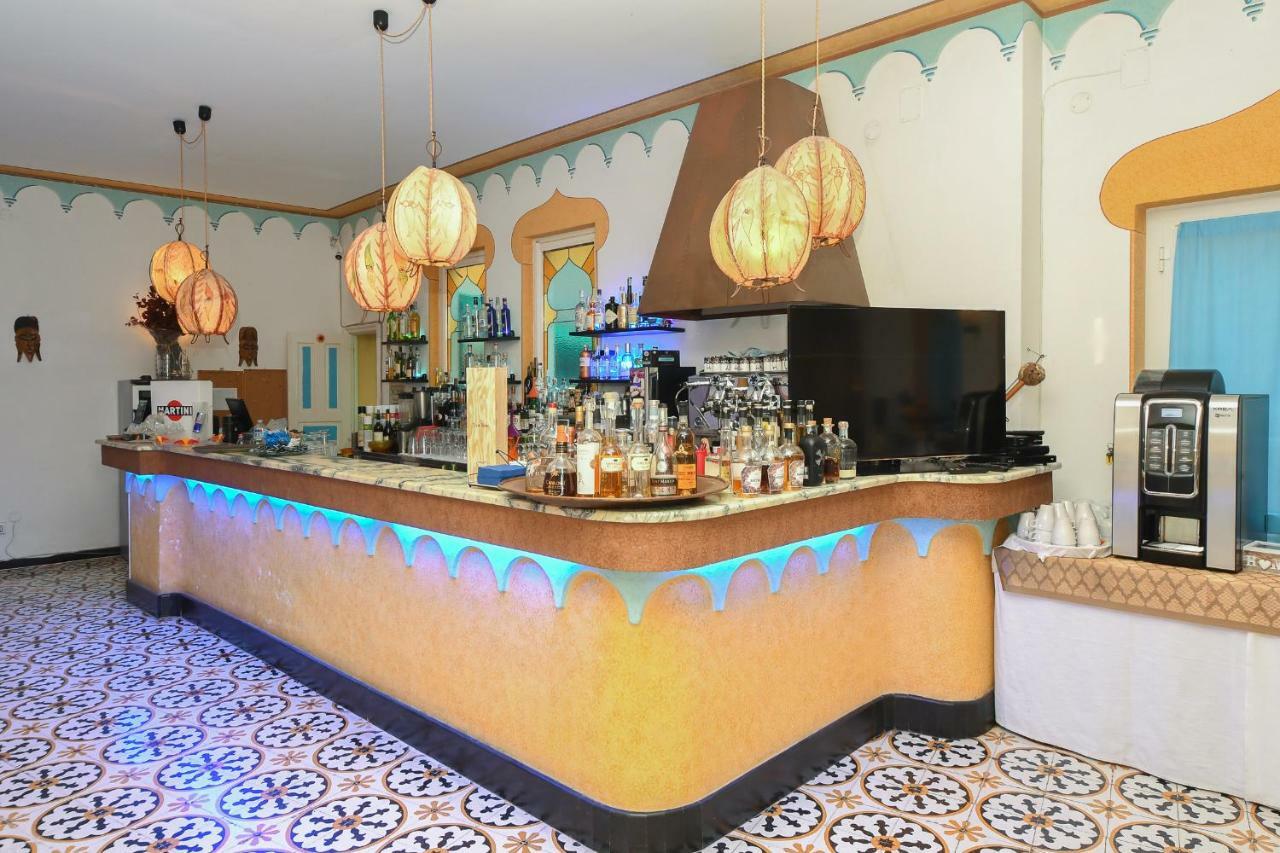 Hotel Arabesque Varigotti Ngoại thất bức ảnh